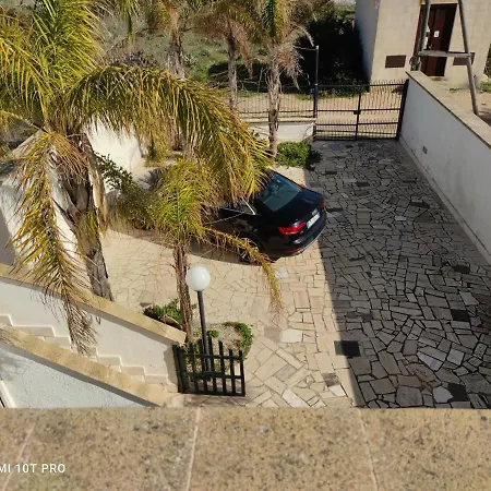 Holiday home Villetta Annapaola Torre Squillace